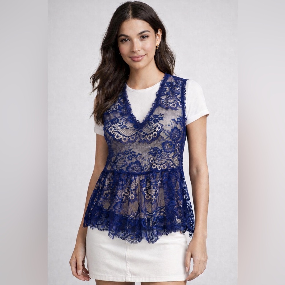 Guardaroba Size XS/S Elegant Blue Lace Sleeveless Top Glam Club Layering Flirty